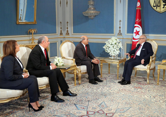 قايد السبسي ووفد عن ودادية قدماء البرلمانيين التونسيين يتباحثون سبل دعم مشروع قانون المصالحة الوطنيّة 