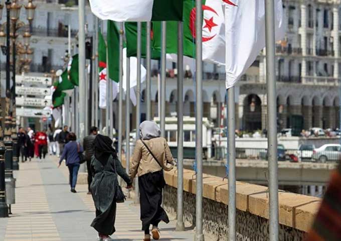 الجزائر تتعهد بالقضاء على الكوليرا في غضون 3 أيام