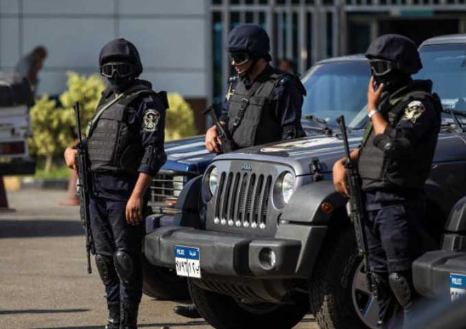 الشرطة المصرية تقتل 7 متشددين في اشتباك بجنوب البلاد