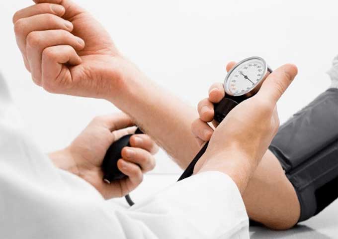 إطلاق حملة للتحسيس بمخاطر مرض ارتفاع ضغط الدم وطرق علاجه والوقاية منه