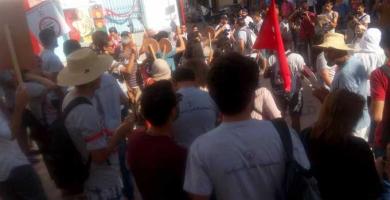 مسيرة ووقفة احتجاجية لحملة "مانيش مسامح" وسط العاصمة ضد مشروع قانون المصالحة الاقتصادية والمالية